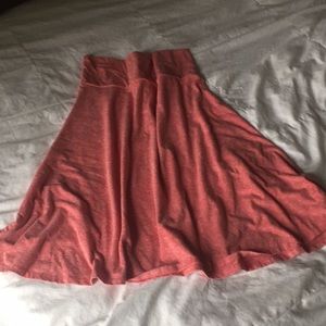 Awesome heathered salmon Azure skirt!